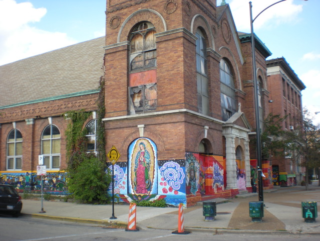 Chicago Walking Tour: Murals & Architecture of Pilsen Chicago Walking Tour: Murals & Architecture of Pilsen